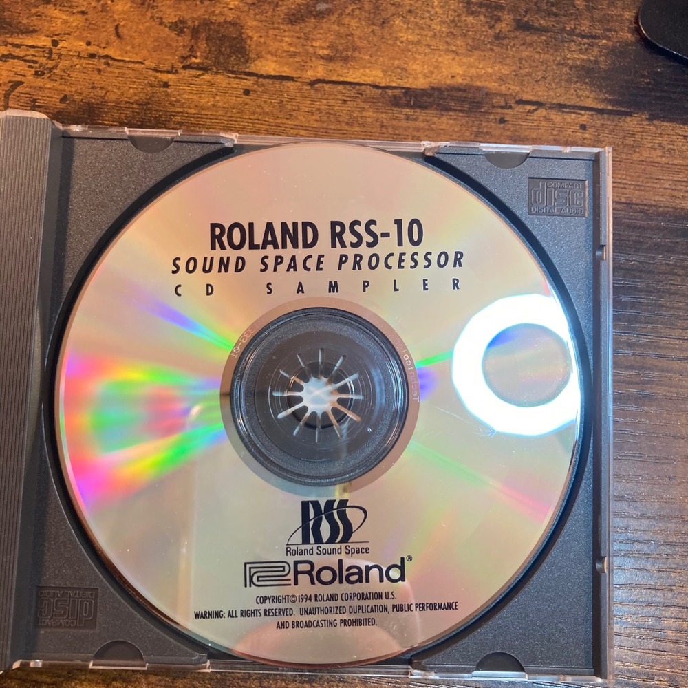 Roland RSS-10 Sound Space Sampler CD 1994 Promo RSS-10CD Audio Engineering Rare - Picture 5 of 5